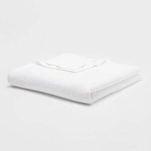 Threshold -  Throw Bed Blanket Oversized Cotton 92x90 White